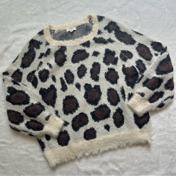 Umgee Women's Leopard Print Sweater - Picture 1 of 7